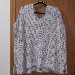 Super soft Guess poncho